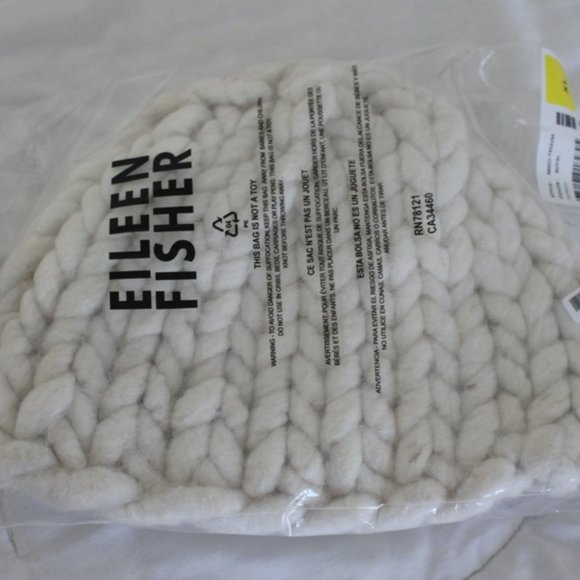 Eileen Fisher Renew Handknit Peruvian Alpaca Hat - Picture 7 of 7